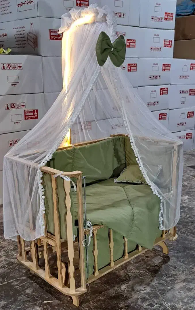 سیسمونی گهواره نوزاد|تخت و صندلی بچه|تهران, امام زاده حسن|دیوار