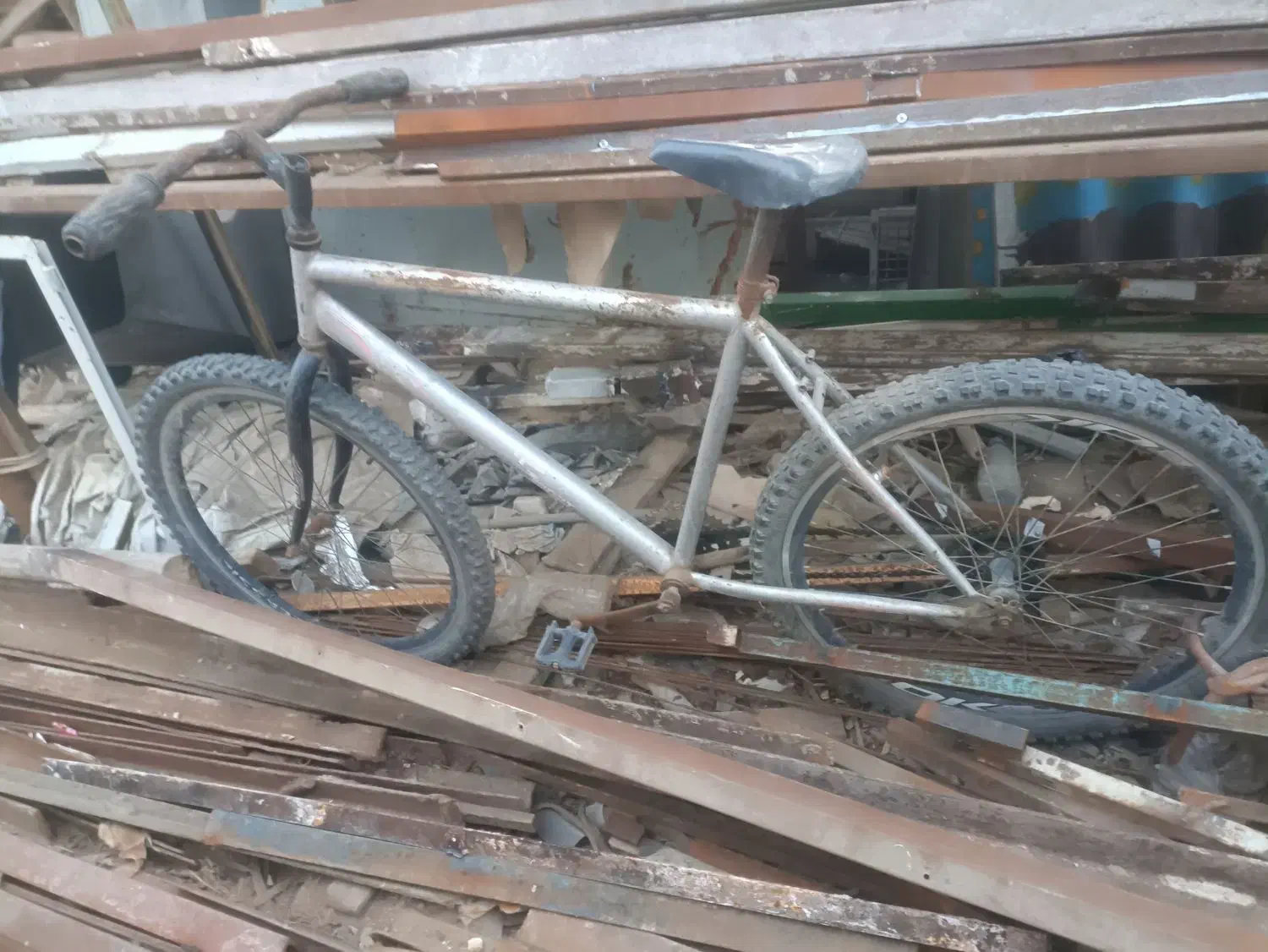 دوچرخه دماوند 26|دوچرخه، اسکیت، اسکوتر|مشهد, نیزه|دیوار