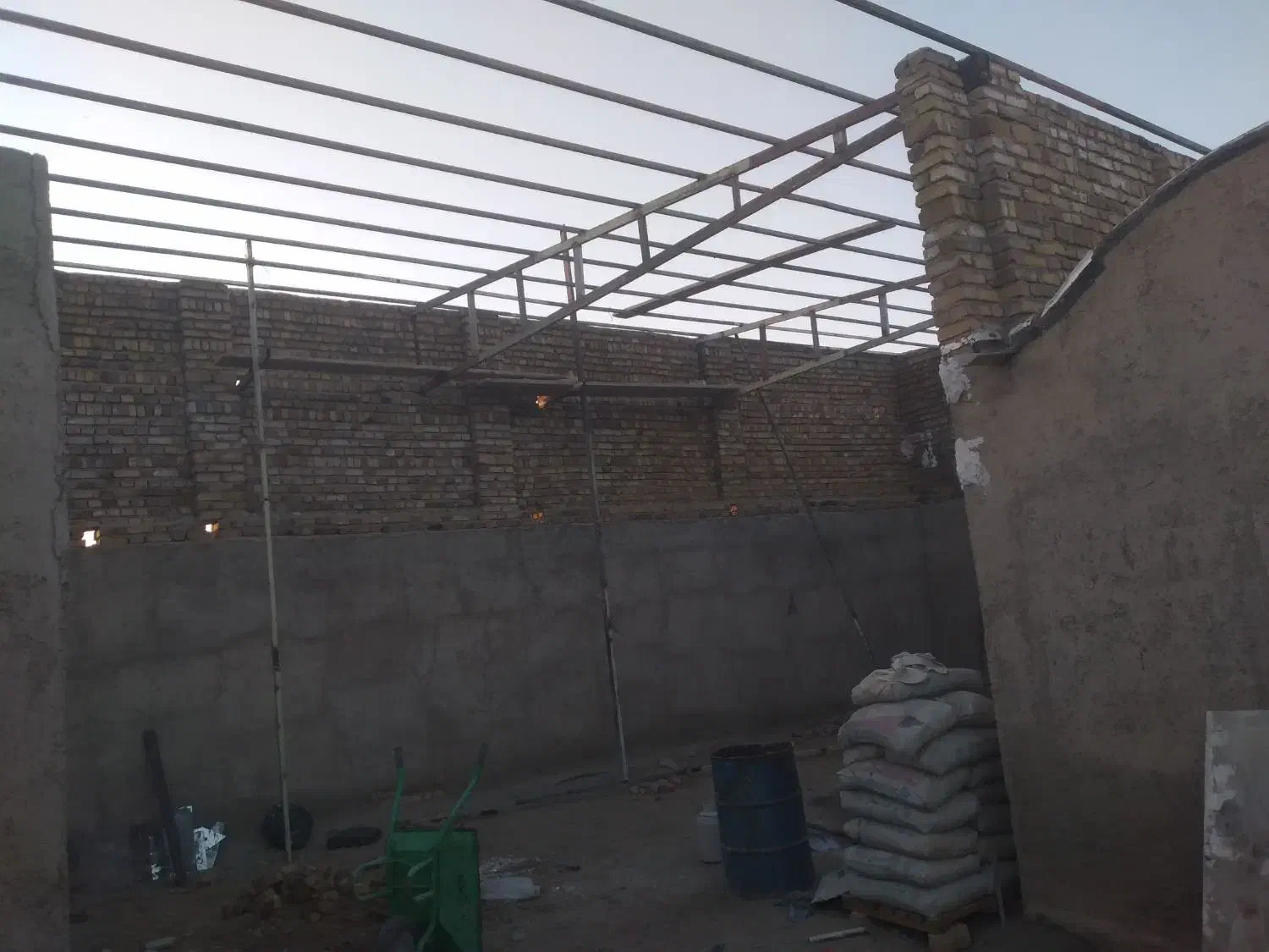 جوشکاری سیار|خدمات پیشه و مهارت|اشتهارد, |دیوار