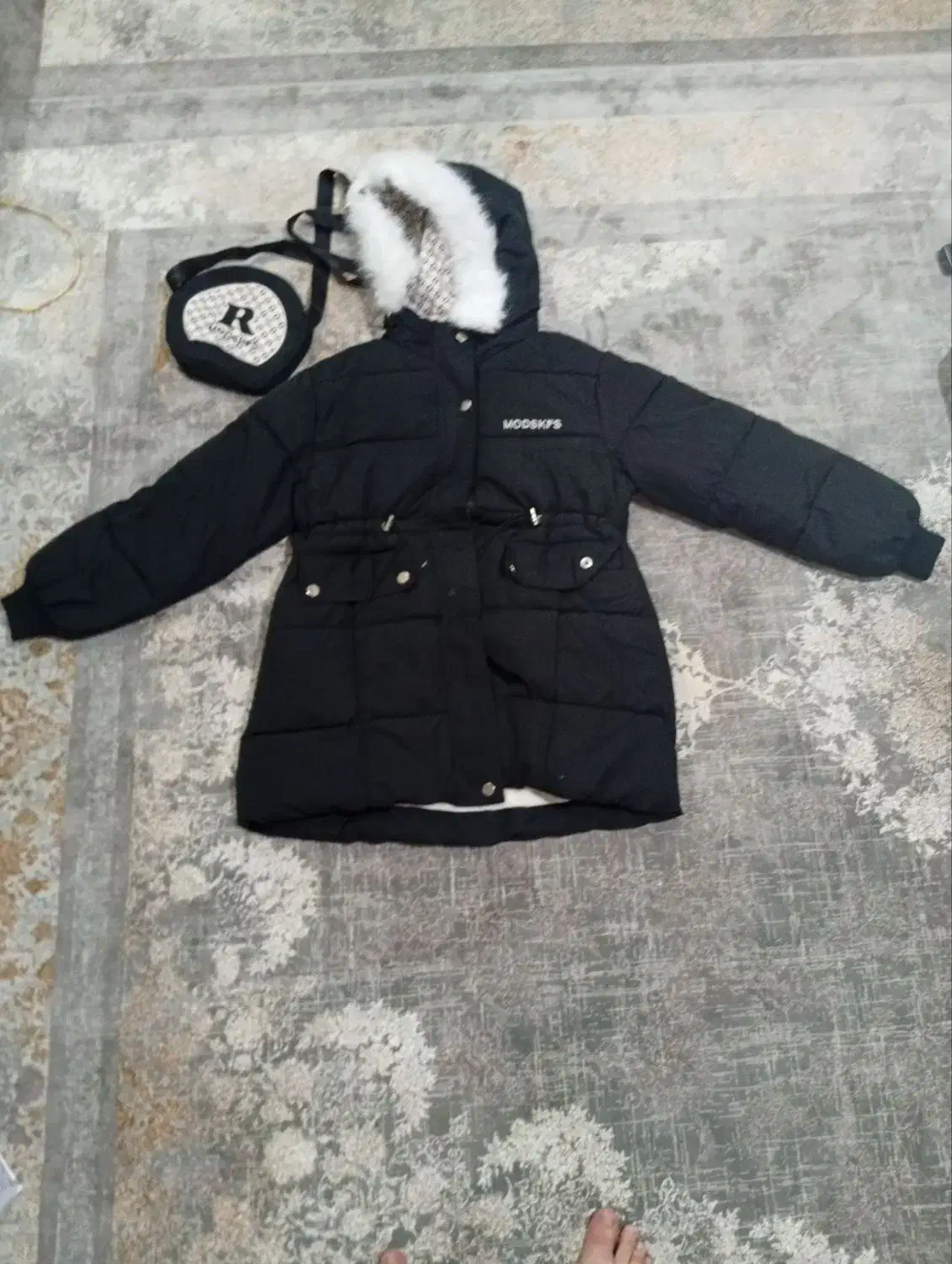 کاپشن|لباس|پاکدشت, شهرک امام رضا|دیوار