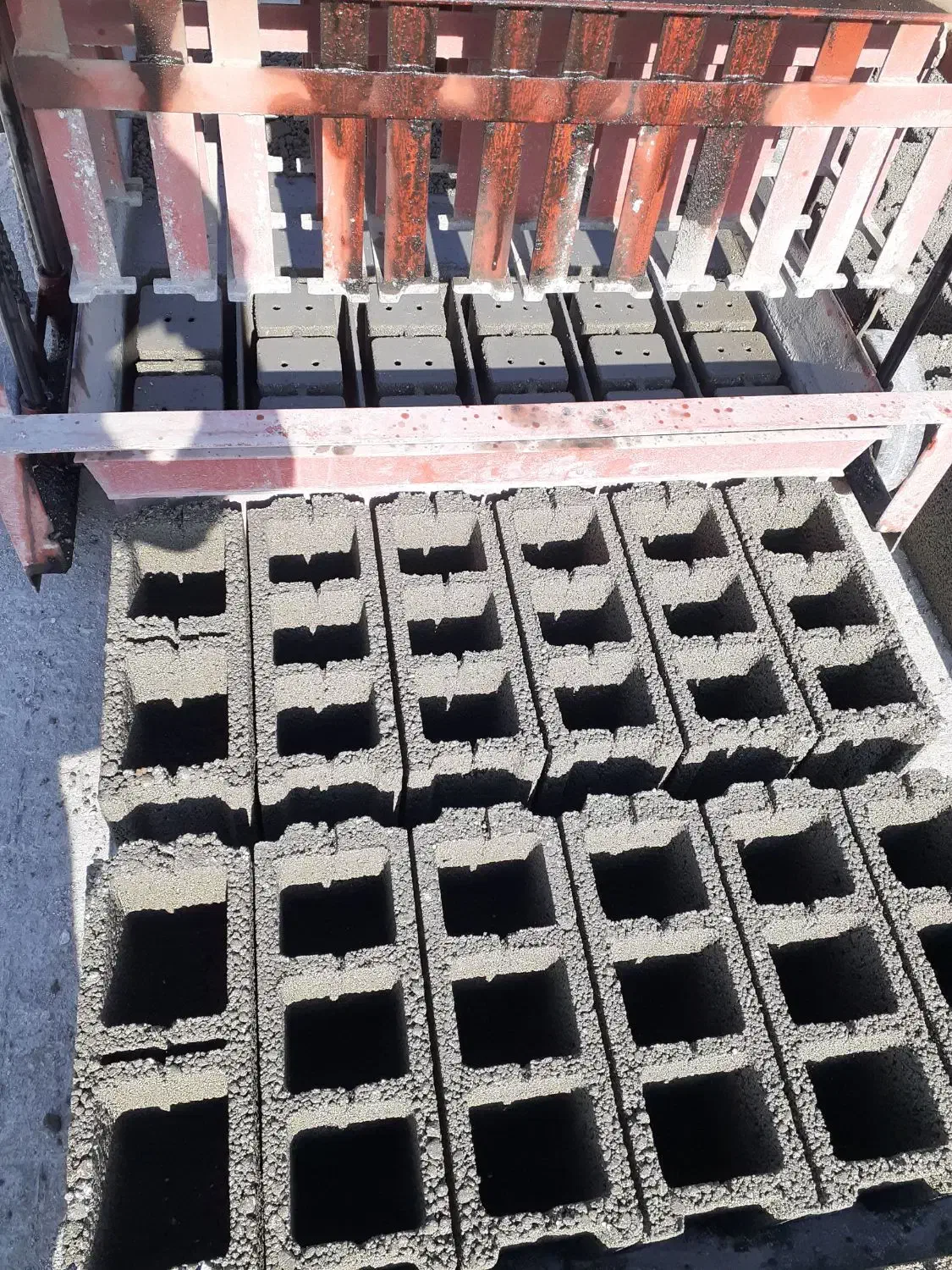 قالب بلوک ۱۵ در ۴۰ و ۲۰ در ۴۰|ماشین‌آلات صنعتی|شهریار, رضی آباد بالا|دیوار