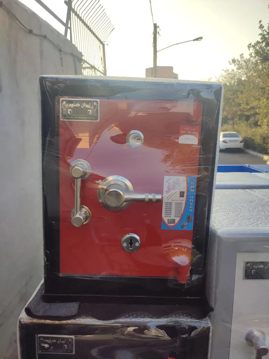 گاوصندوق ۲۰۰کوتاه ارتقاع 62عرض 45 قیمت کارخانه|ابزارآلات|یزد, |دیوار