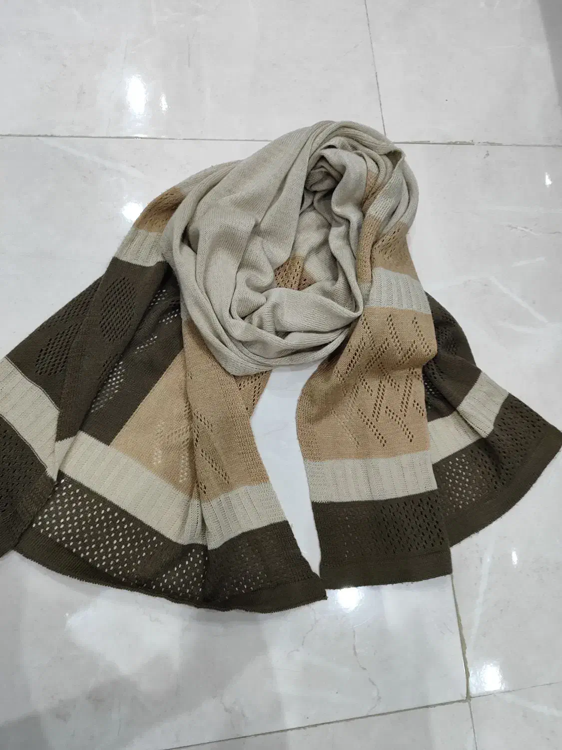 شال پاییزه ونخی|لباس|گرگان, |دیوار