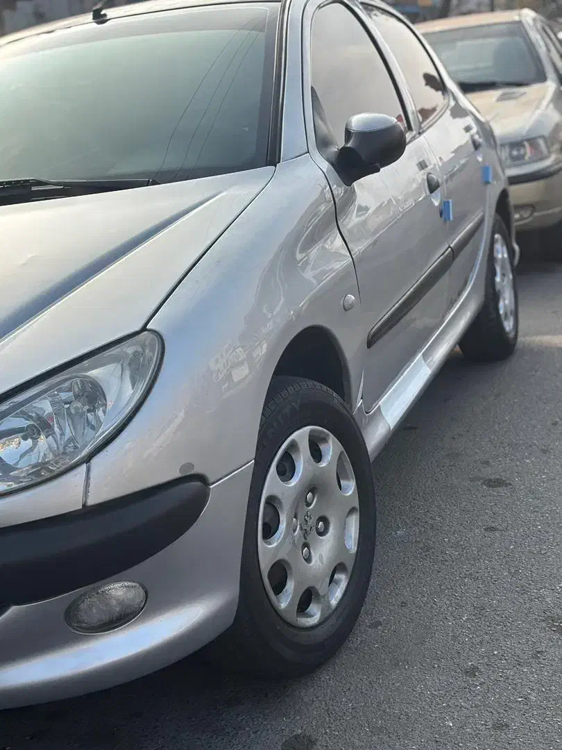 ۲۰۶ مدل۸۲|خودرو سواری و وانت|رشت, یخسازی|دیوار