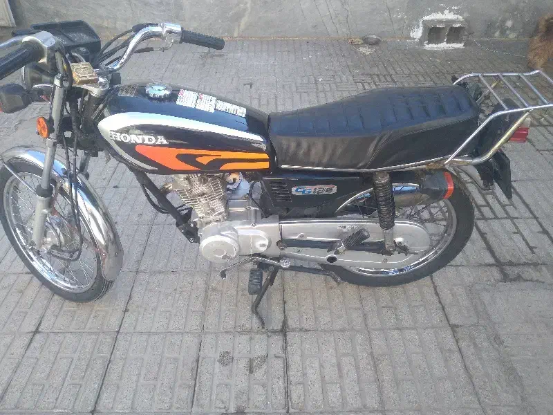 هندا ۱۲۵ مدل ۹۳ مدارک تکمیل|موتورسیکلت|ساوه, |دیوار