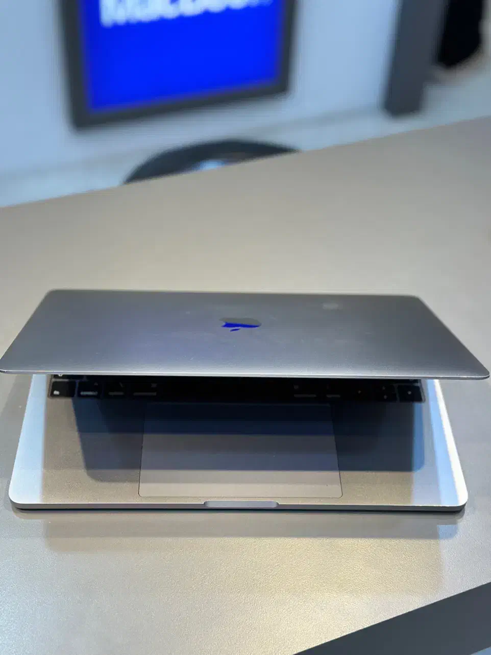 Macbook pro 2018|رایانه همراه|شیراز, شهرک سراج‎|دیوار