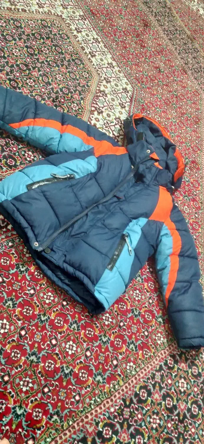 دوتا کاپشن پسرانه دو تا کاپشن دخترانه|کفش و لباس بچه|اردبیل, |دیوار