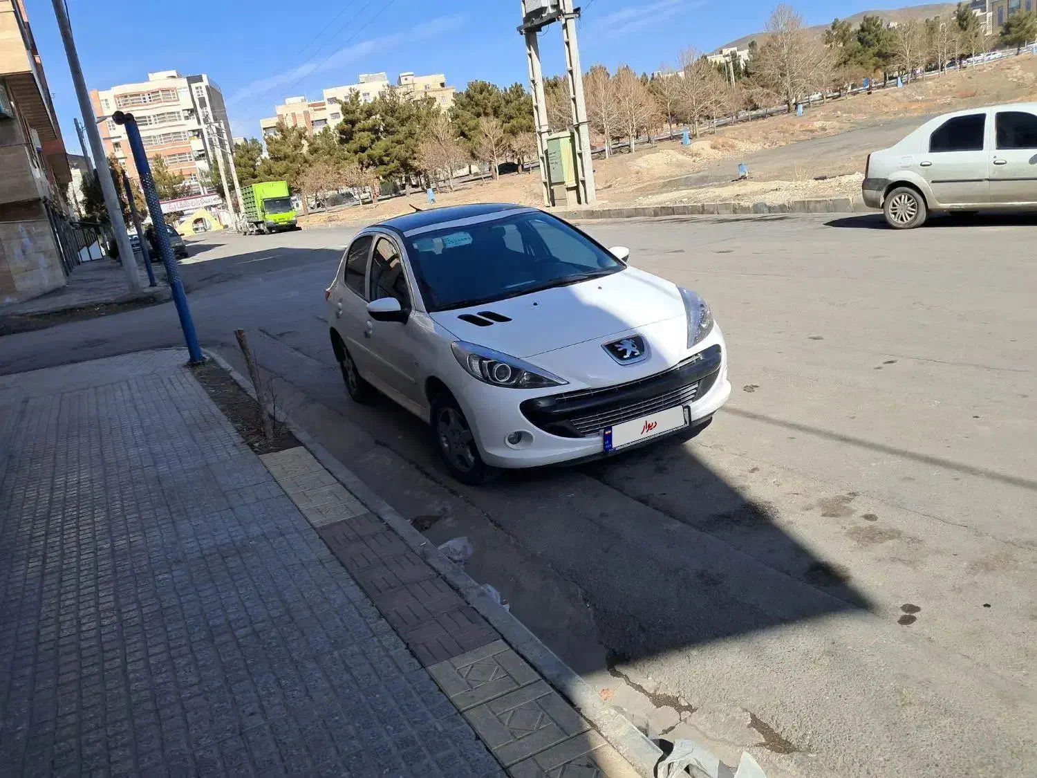 پژو ۲۰۷|خودرو سواری و وانت|ملایر, |دیوار