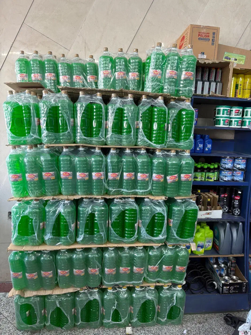 آب رادیاتور ، مایع رادیاتور ،ضدیخ،الکل،آب مقطر|عمده‌فروشی|تهران, منیریه|دیوار