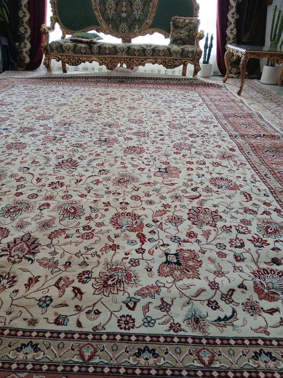 فرش ۳در۴ بسیار تمیز و سالم|فرش|مشهد, الهیه|دیوار