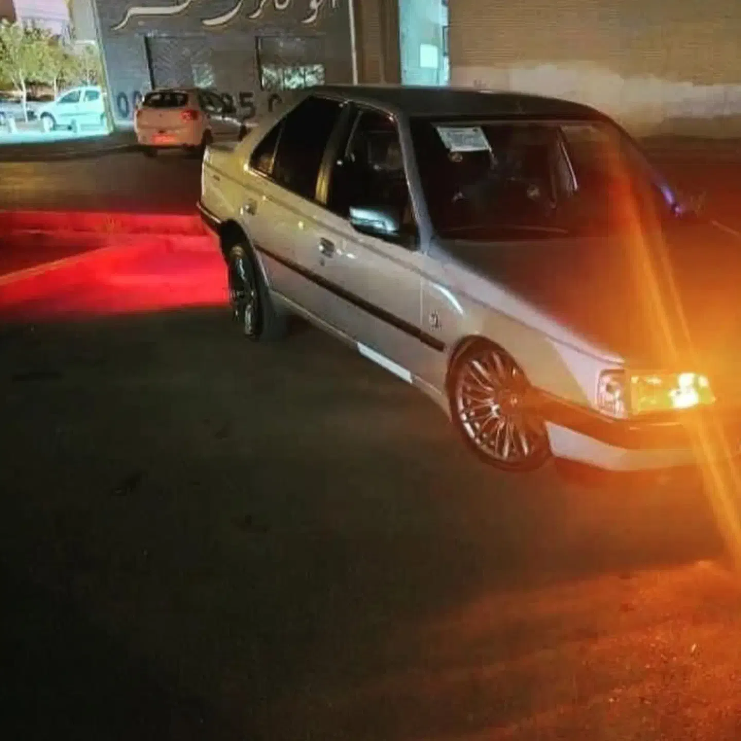 پنوماتیک ویا کمک بادی پژو|قطعات یدکی و لوازم جانبی|مشهد, کوشک مهدی|دیوار