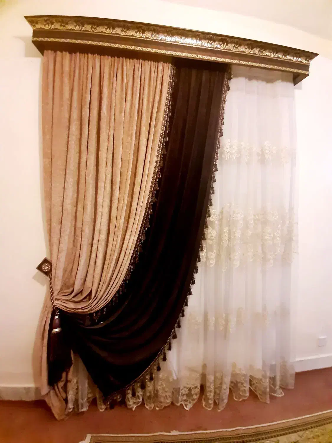 کتیبه و چوب رختی|کلکسیون اشیاء عتیقه|آبادان, |دیوار