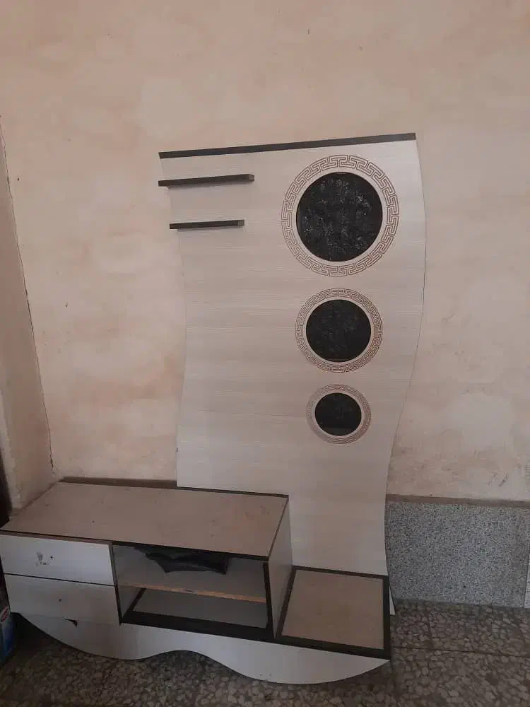 میزتلوزیون|میز تلویزیون|رشت, حمیدیان|دیوار