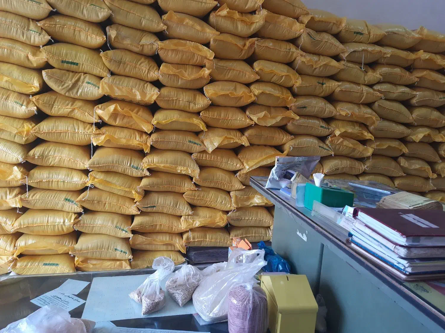 برنج فجر خوش پخت وعالی در خدمتم|خوردنی و آشامیدنی|انبارآلوم, |دیوار