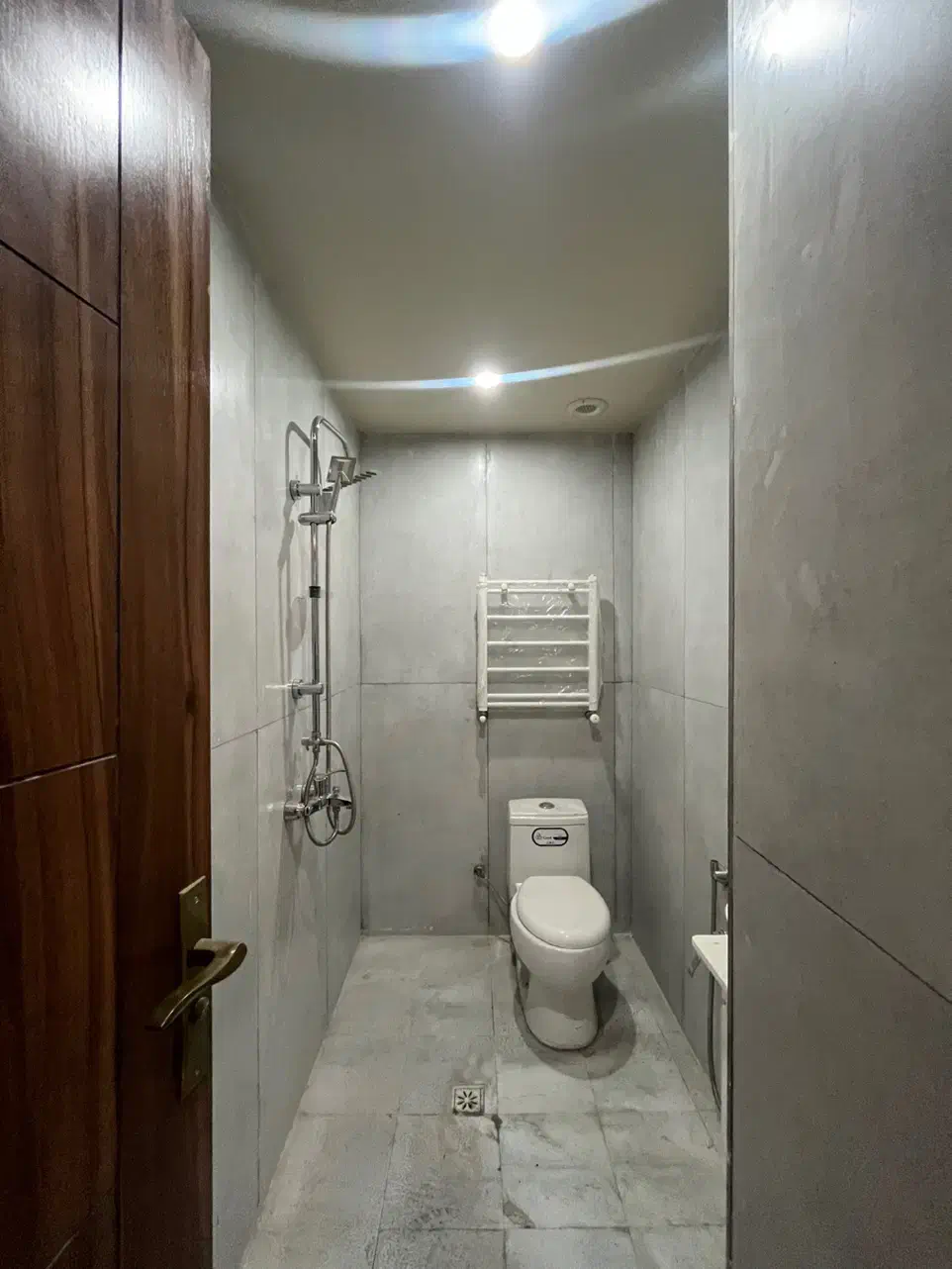 ۱۳۰ متری سه خواب ستارخان