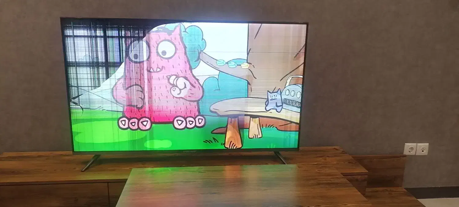 ال ای دی شکسته|تلویزیون و پروژکتور|تهران, فتح|دیوار