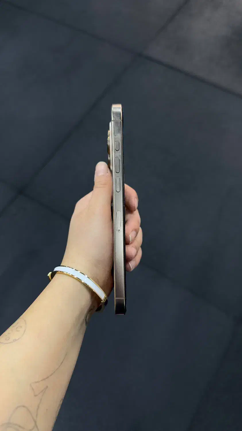 ایفون ۱۶ promax 256|موبایل|قم, انسجام|دیوار