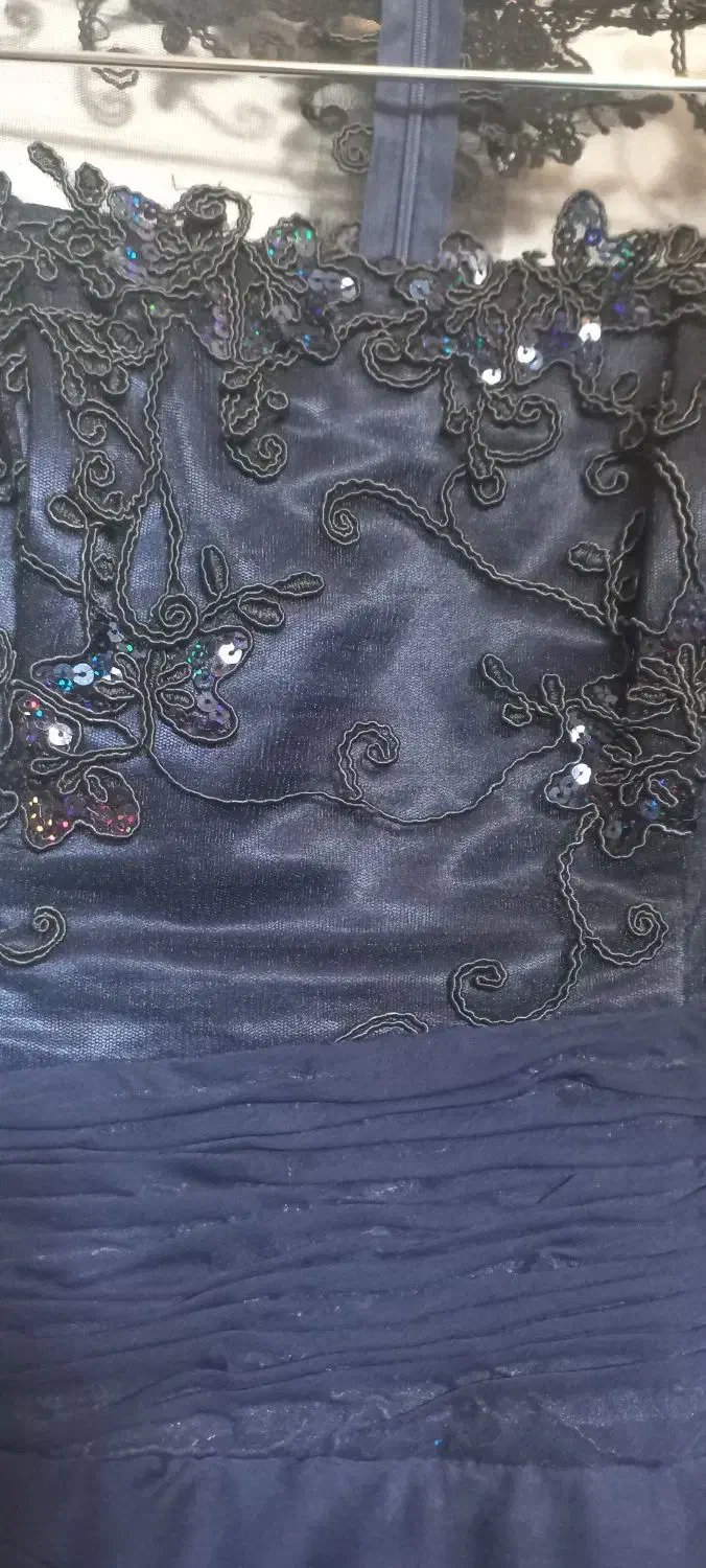 لباس مجلسی در حد نو|لباس|بابل, |دیوار