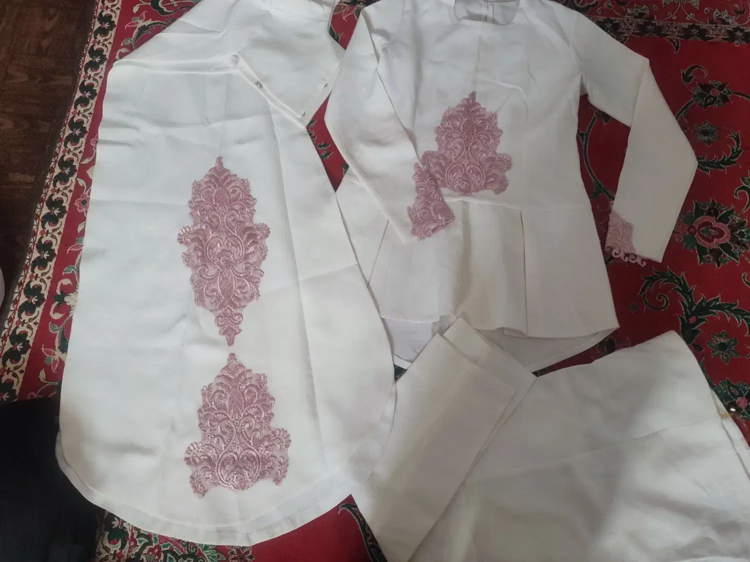 لباس مجلسی|لباس|اردبیل, |دیوار