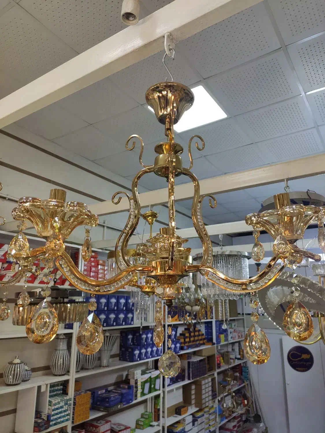 لوستر سه شاخه باراکا|لوستر و چراغ آویز|سنندج, |دیوار