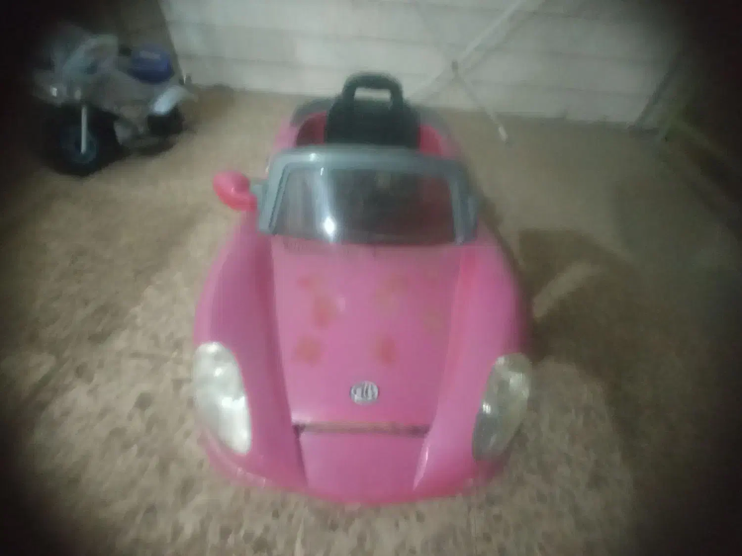 ماشین شارژی سالم سالم|اسباب‌بازی بچه|سبزوار, هویزه|دیوار