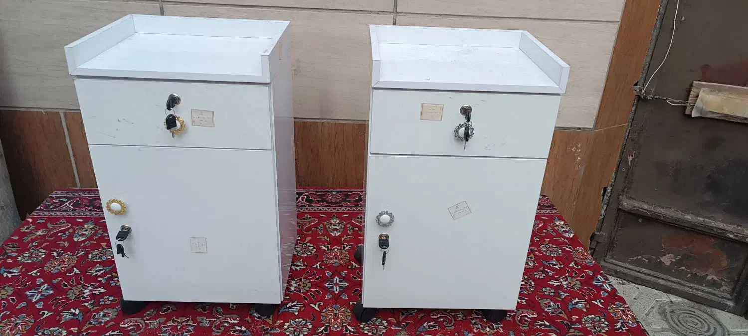 میز ترولی  کشو دار|آرایشگاه و سالن‌های زیبایی|مشهد, مقدم|دیوار