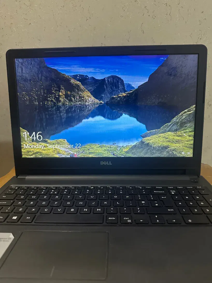 لپ‌تاپ Dell i7 نسل۷ ، تمیز + شارژر نو + موس+زیرموس|رایانه همراه|مشهد, کوی سیدی|دیوار