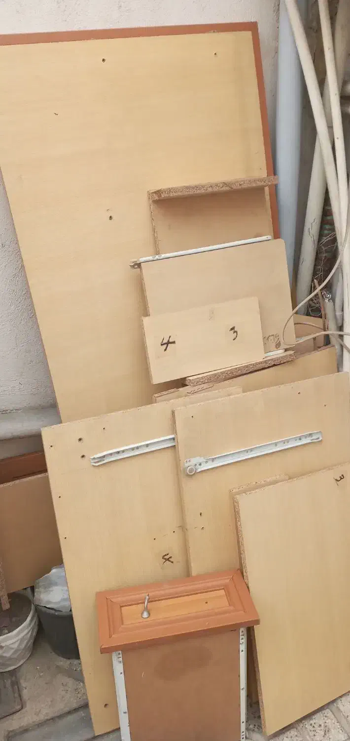 میزکامپیوتر میز تحریر ام دی اف در حد نو|میز تحریر و کامپیوتر|تهران, طیب|دیوار