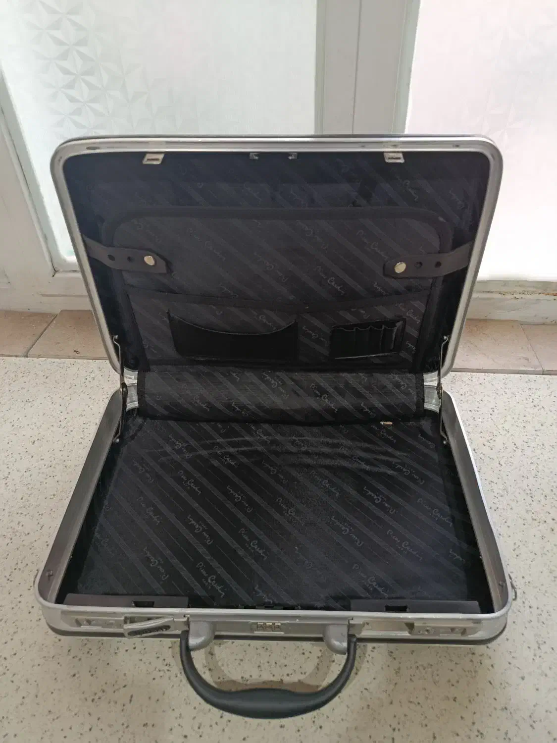 ساک رمزی در حد نو|کیف، کفش، کمربند|ایلام, |دیوار