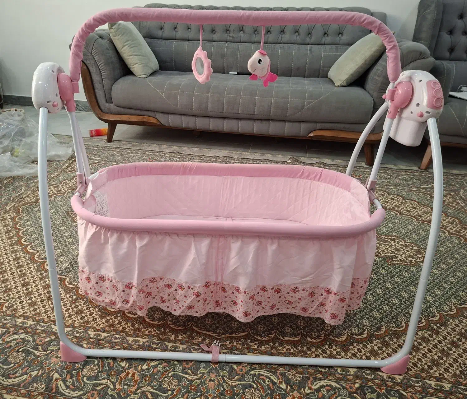 گهواره برقی پریمی|اسباب و اثاث بچه|پرند, فاز ۰|دیوار