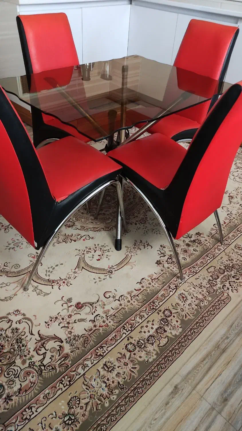 غذاخوری|میز و صندلی غذاخوری|خوی, |دیوار