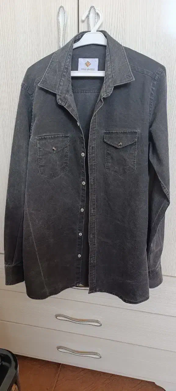 پیراهن لی جنس کشی|لباس|لنجان, |دیوار