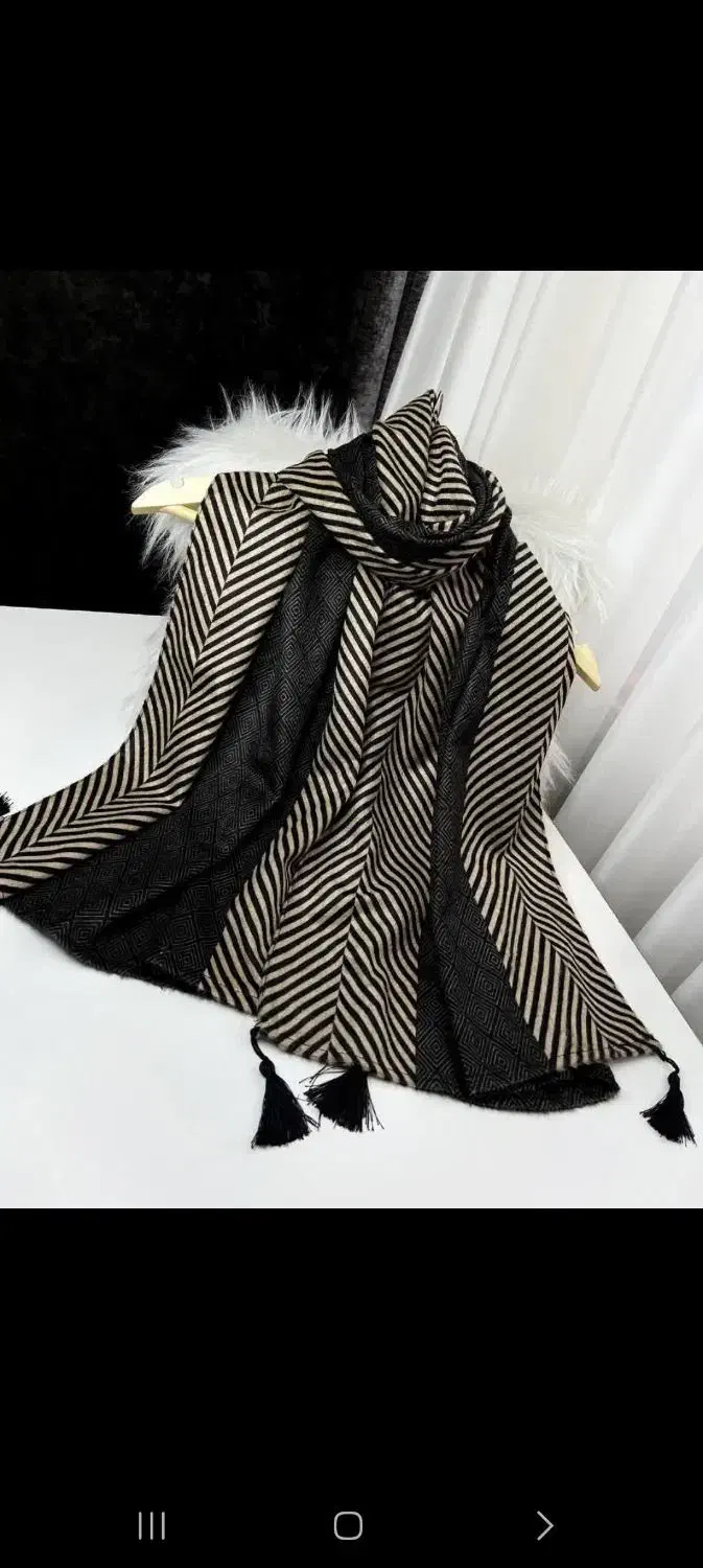 شال موهر مخمل|لباس|میانه, |دیوار