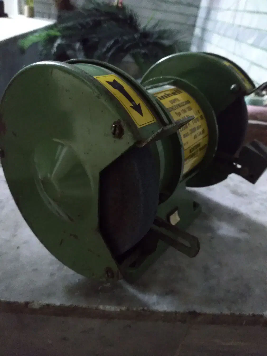 چاقو تیز کن صنعتی|ماشین‌آلات صنعتی|کرج, دهقان ویلا|دیوار