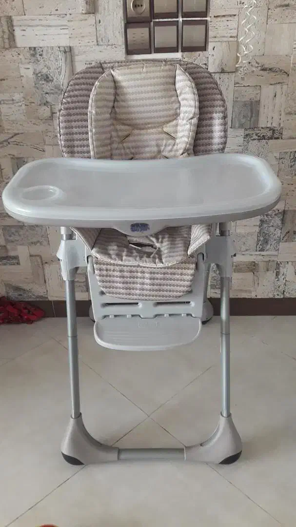 صندلیهغذا|اسباب و اثاث بچه|رشت, منظریه|دیوار