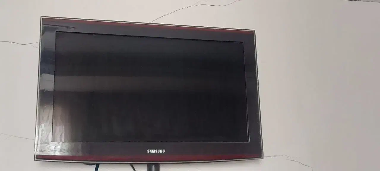تلویزیون ۳۲ اینچ سامسونگ|تلویزیون و پروژکتور|باقرشهر, |دیوار