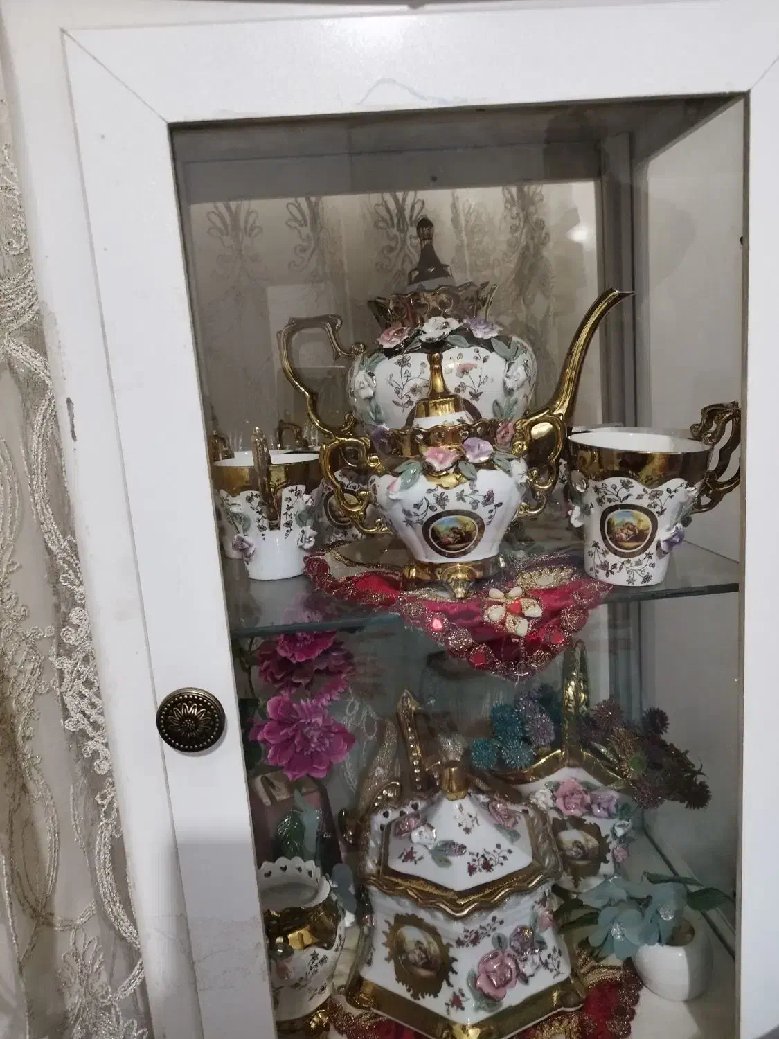 سرویس صبحانه خوری چینی گل برجسته|ظروف سرو و پذیرایی|محمدیه-قزوین, |دیوار