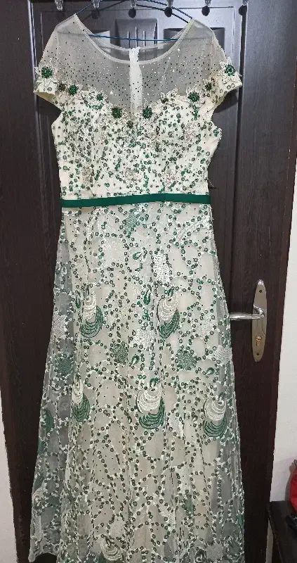 لباس مجلسی|لباس|بندر کنگان, |دیوار