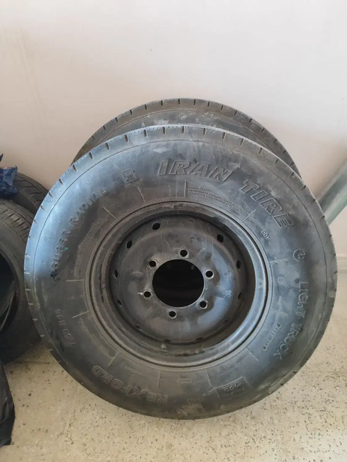 رینگ و لاستیک نیسان|قطعات یدکی و لوازم جانبی|اصفهان, شاهد|دیوار