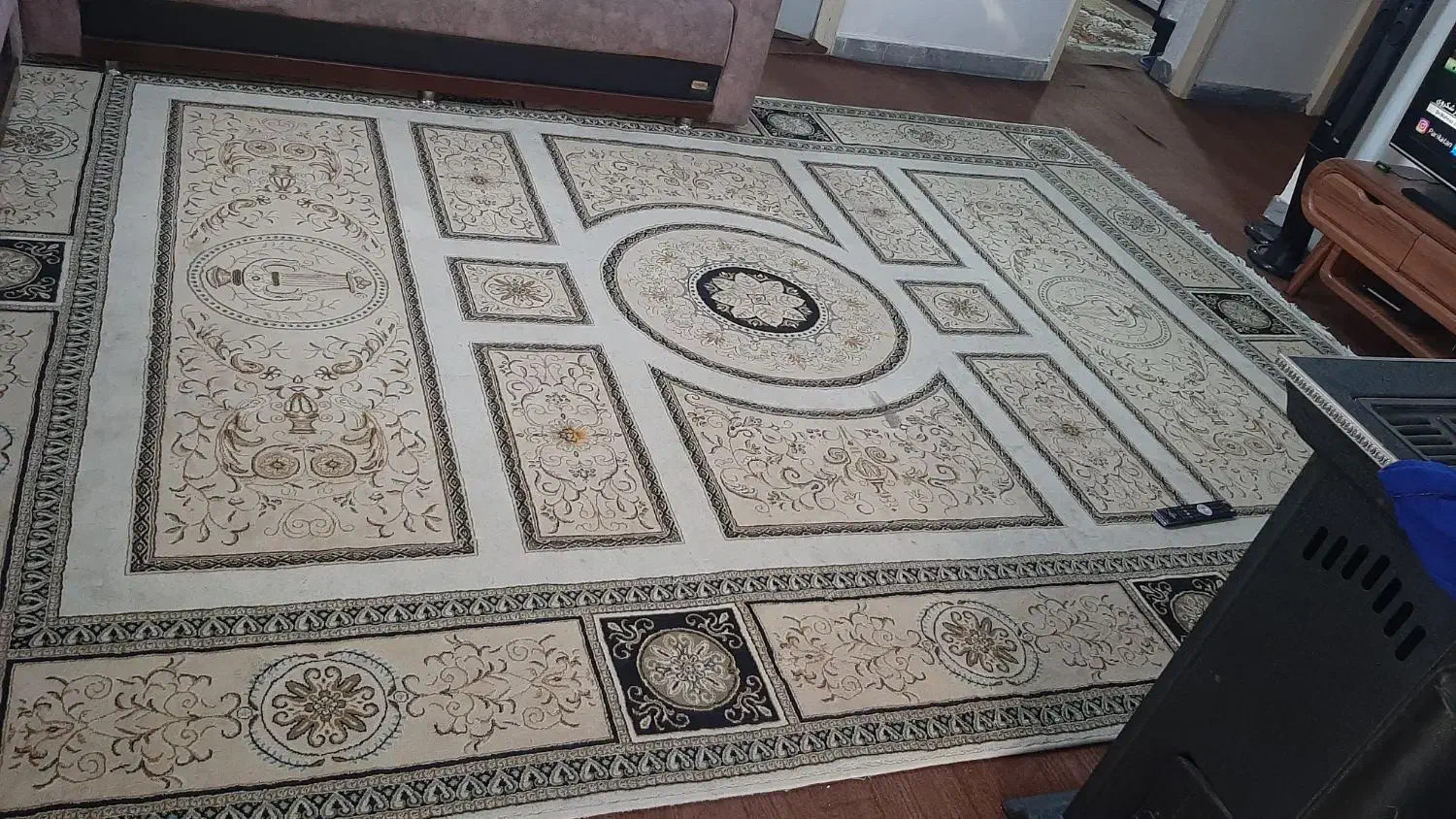 فرش ۱۲ متری|فرش|لاهیجان, بوجایه|دیوار