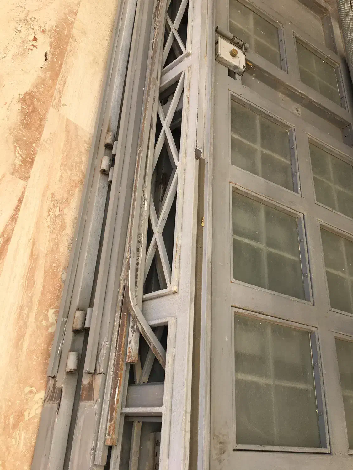 درب پارکینگ و حیاط|مصالح و تجهیزات ساختمان|شهرکرد, |دیوار