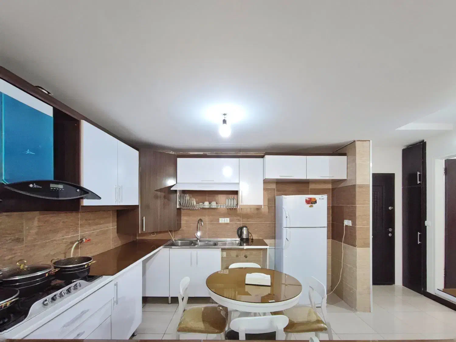 هتل آپارتمان درجه یک|اجارهٔ کوتاهمدت آپارتمان و سوئیت|شیراز, فرهنگ شهر|دیوار