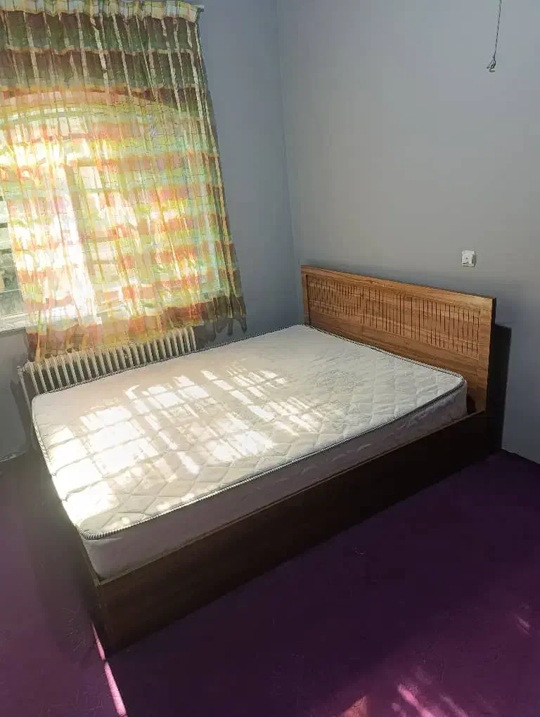 فروش تخت دو نفره و میز نهارخوری ۴ نفره|تخت و سرویس خواب|کلاردشت, |دیوار