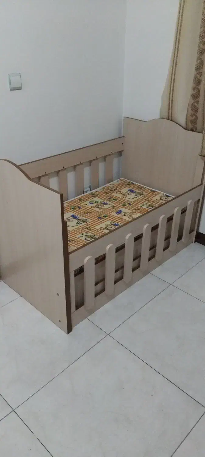 تخت و کمد کودک|تخت و سرویس خواب|تهران, قصر فیروزه ۱|دیوار