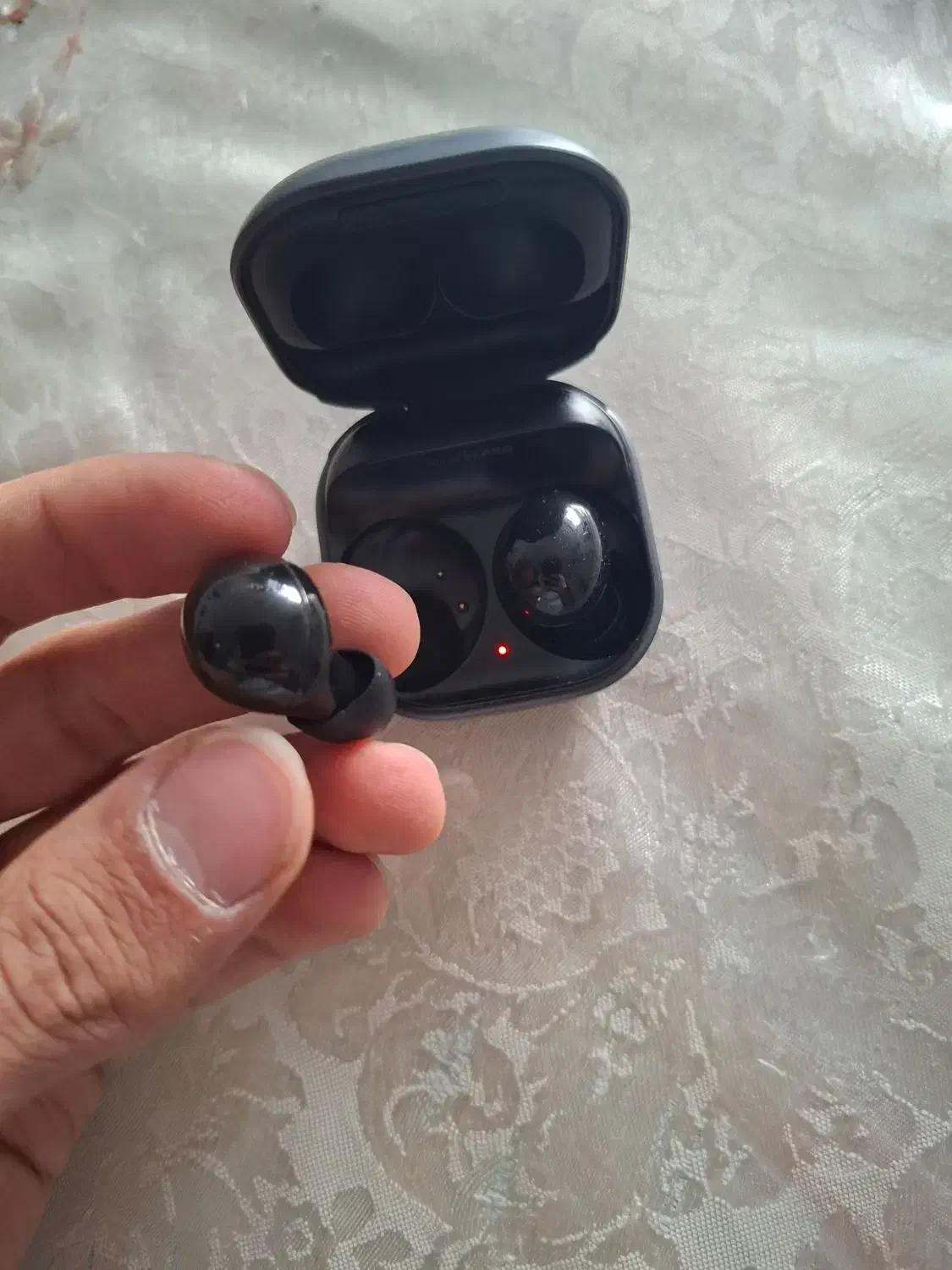 گلکسی بادز ۲ سامسونگ|لوازم جانبی موبایل و تبلت|تهران, طرشت|دیوار