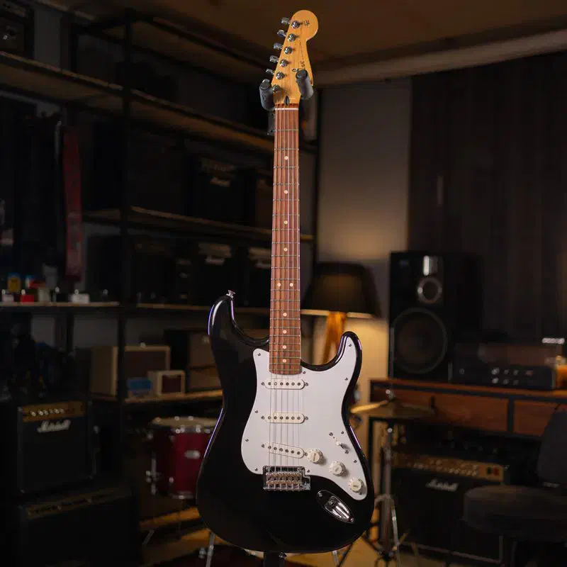 گیتار الکتریک Fender فندر مکزیک|گیتار، بیس، امپلیفایر|تهران, بهجتآباد|دیوار