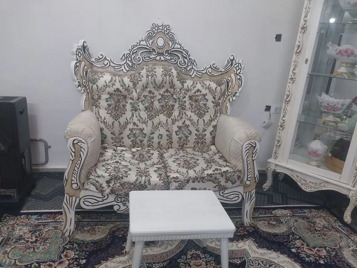 مبل سلطنتی و میز غذا خوری|مبلمان خانگی و میز عسلی|اردبیل, |دیوار