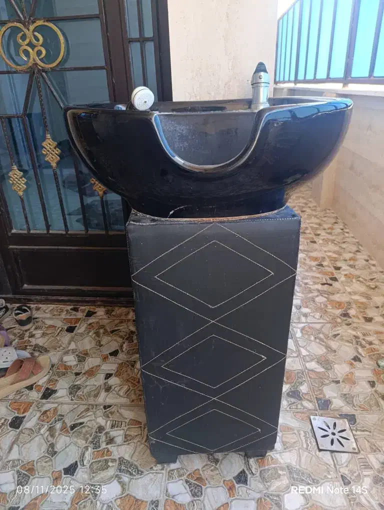 فروشی|آرایشگاه و سالن‌های زیبایی|بندر امام خمینی, |دیوار