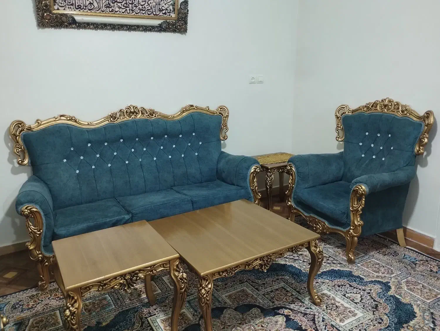 مبل سلطنتی ۷ نفره در حد نو|مبلمان خانگی و میز عسلی|تاکستان, |دیوار