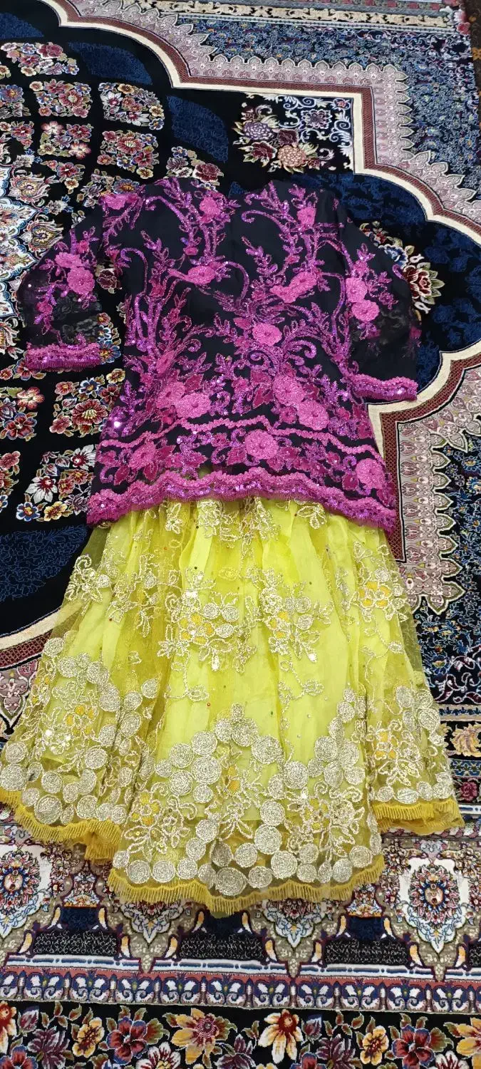 لباس محلی|لباس|شهرکرد, |دیوار